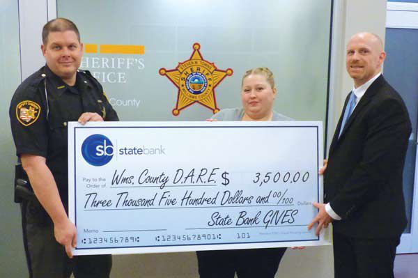 State Bank DARES to donate